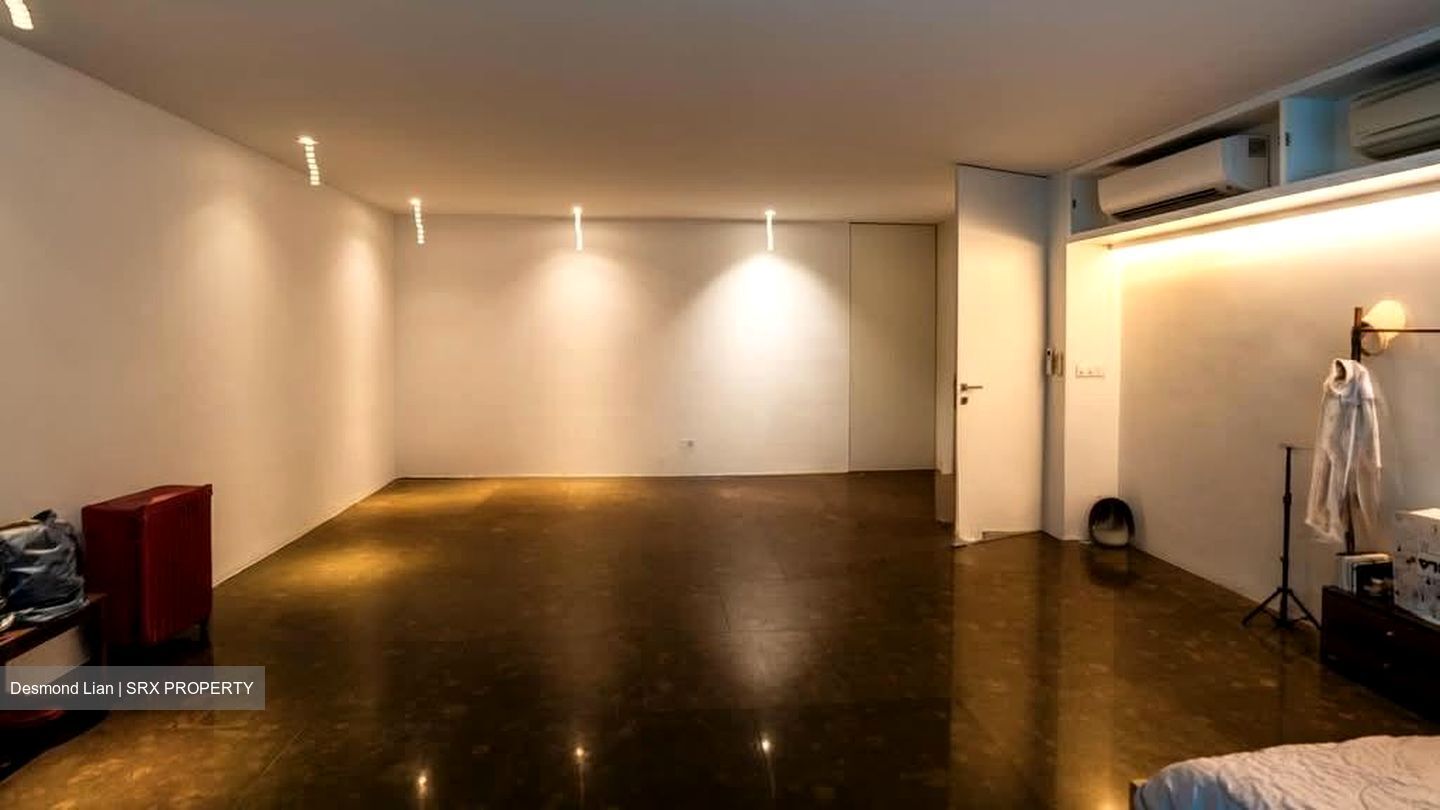 Kings 8 (D10), Detached #553304411